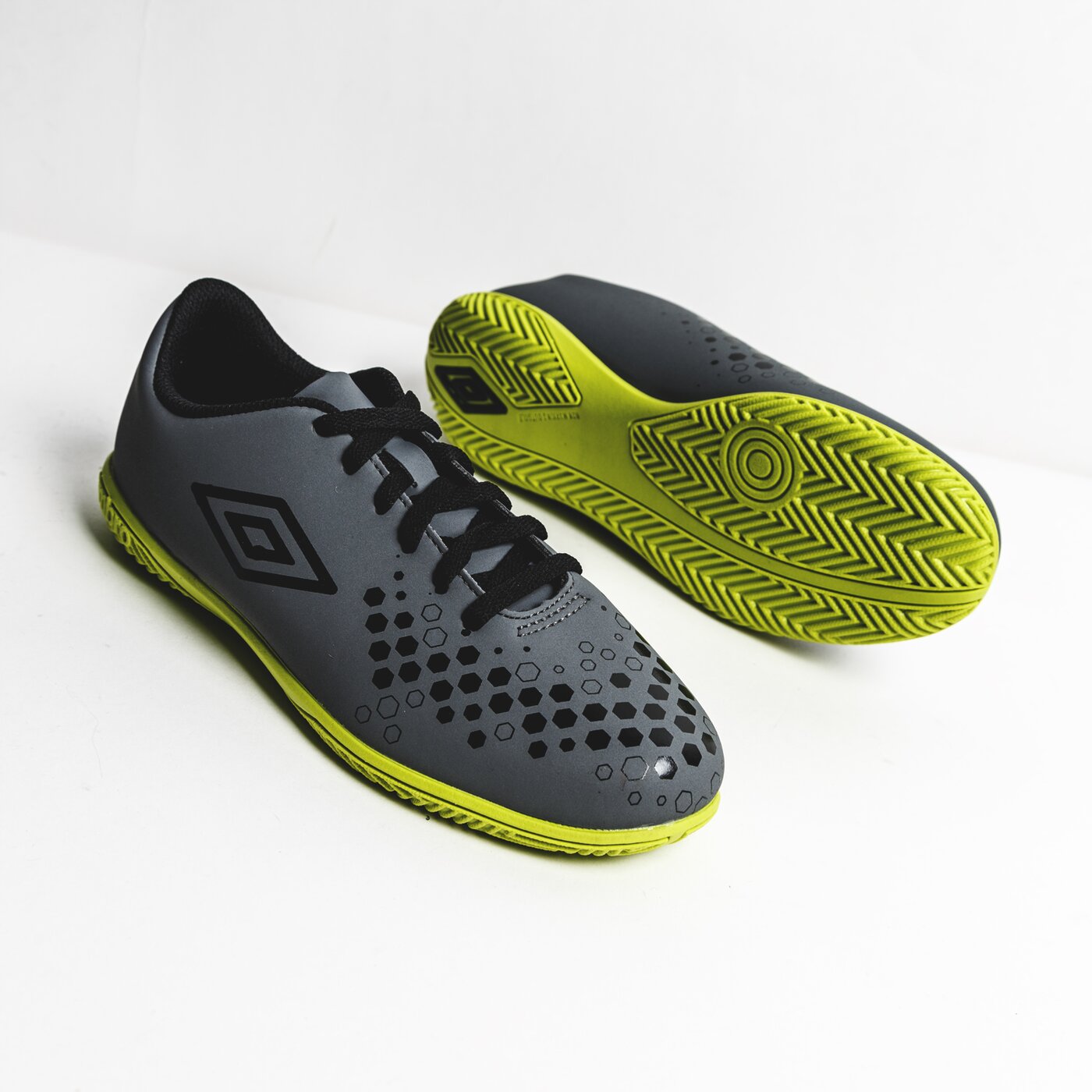 Buty piłkarskie dla dzieci UMBRO ACCURE IC - JNR 81440ugkn kolor szary