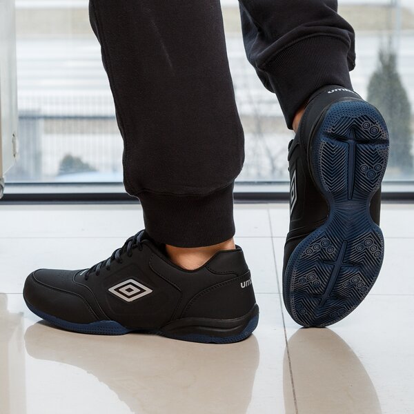 Buty treningowe męskie UMBRO PRIME ummx117009 kolor czarny