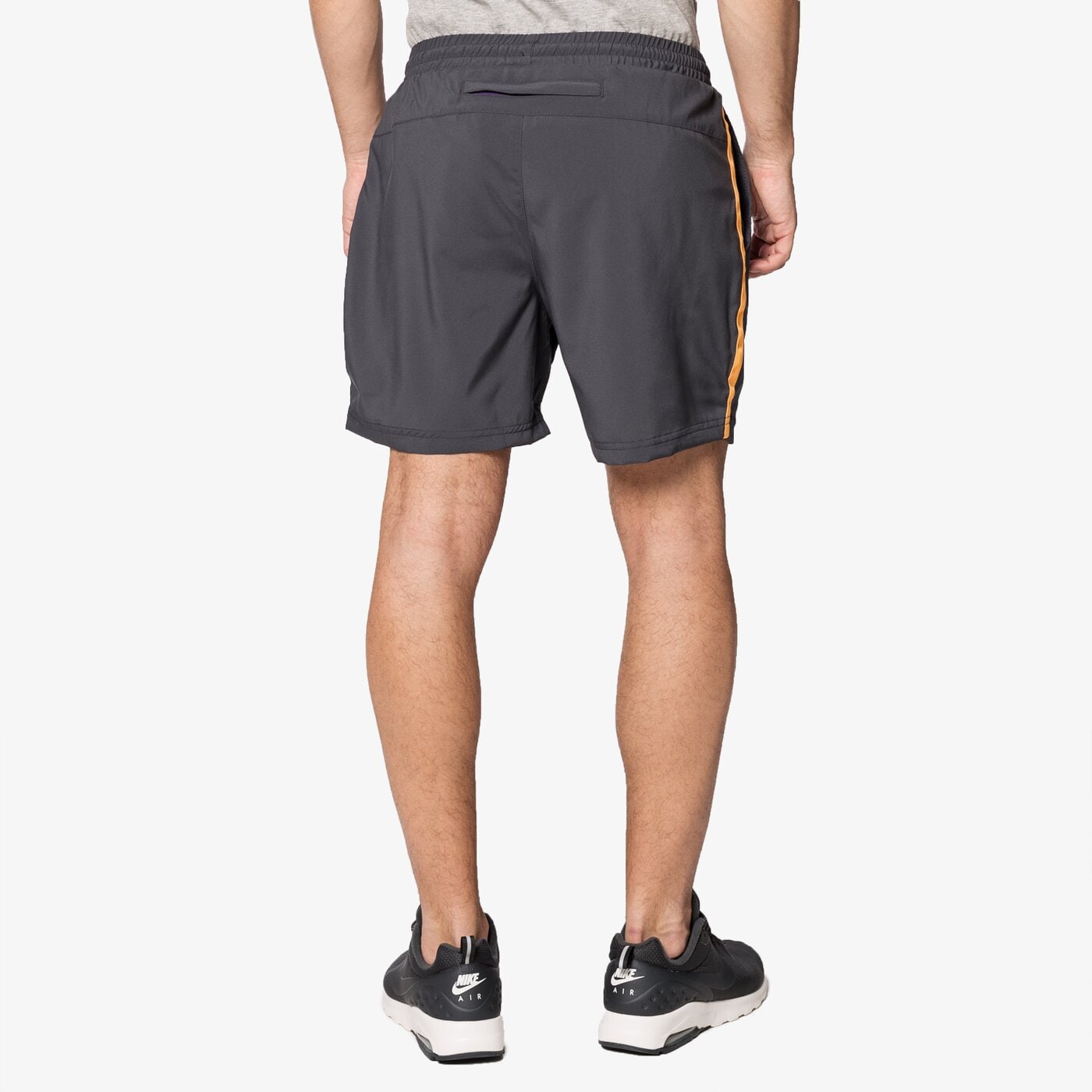 Spodenki męskie UMBRO SZORTY WOVEN 64558uerx kolor czarny