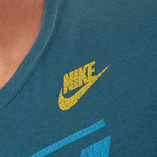 Koszulka męska NIKE T-SHIRT GLORY TOP NY 617867352 kolor zielony