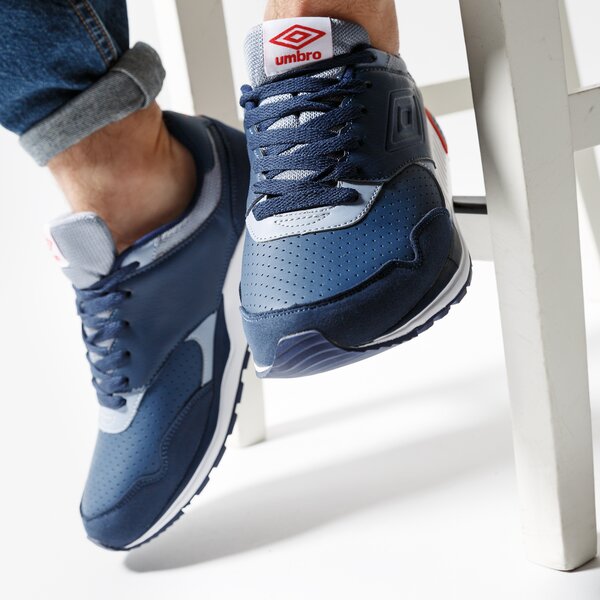 Buty sportowe męskie UMBRO LAYSTALL LOW 40279ugyt kolor granatowy