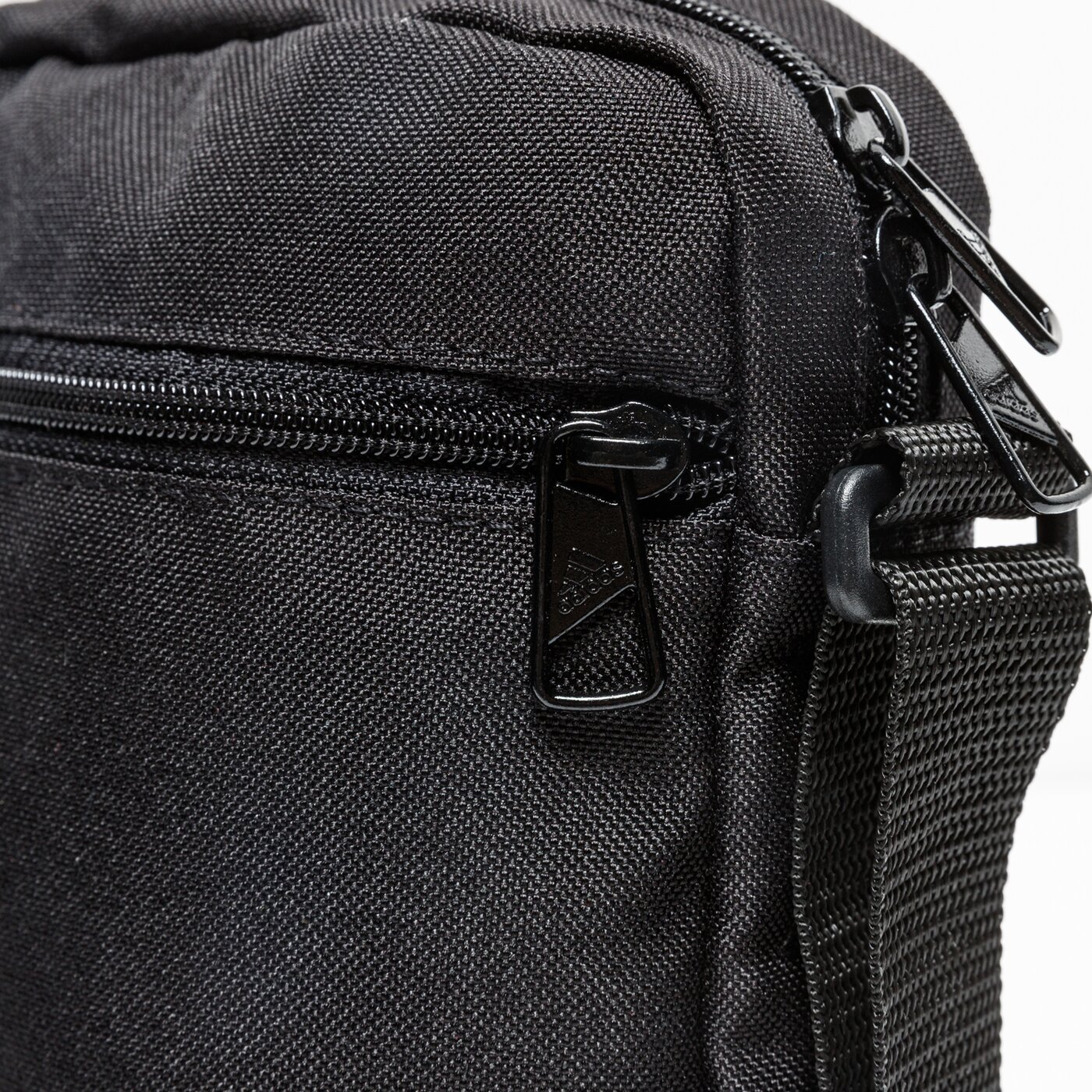 Torba sportowa damska ADIDAS TOREBKA LINEAR ORG gn1948 kolor czarny