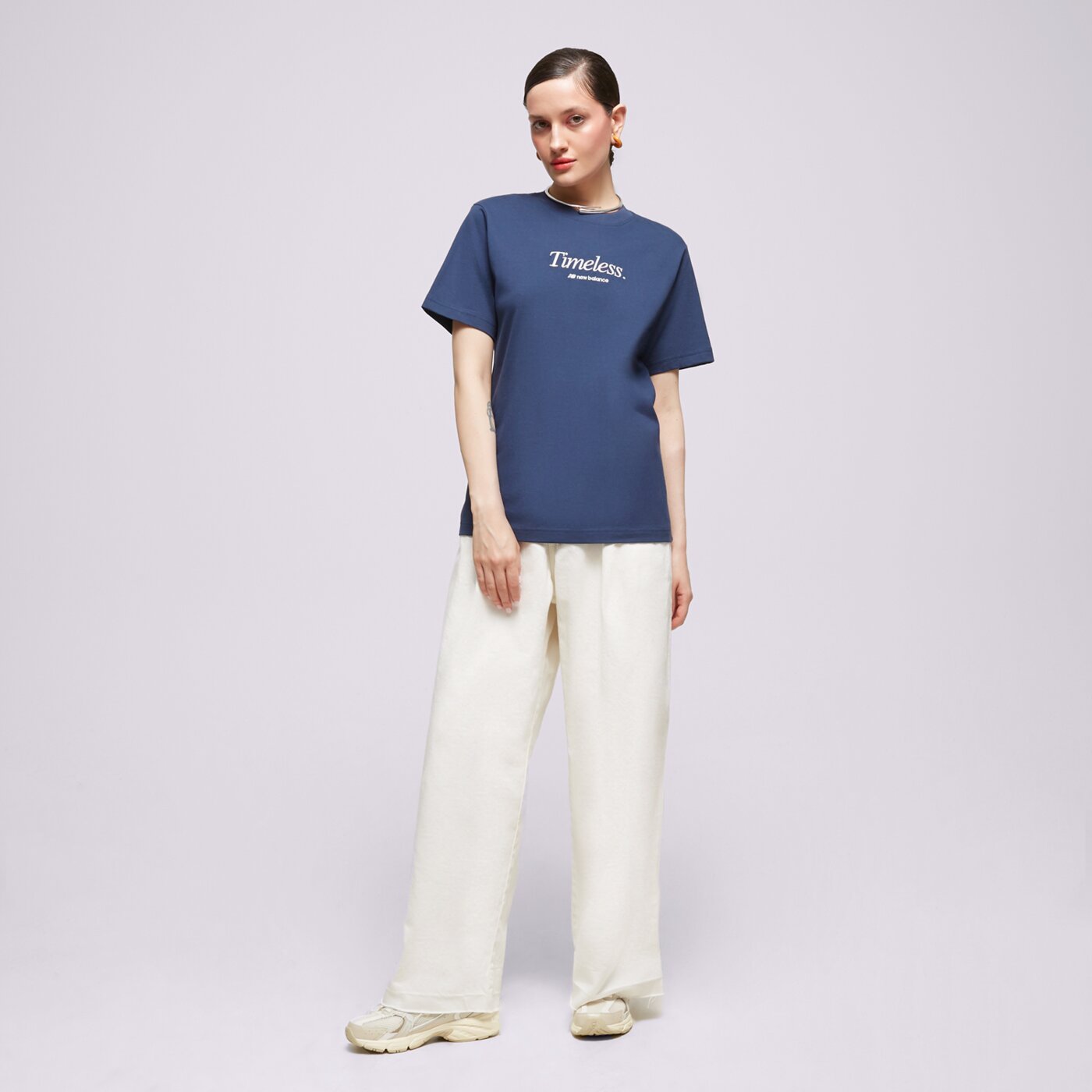 Koszulka damska NEW BALANCE T-SHIRT ATHLETICS ICONO-GRAPHIC wt31551nny kolor granatowy