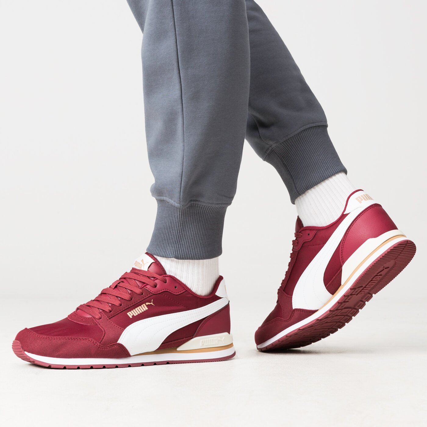 Buty sportowe męskie PUMA ST RUNNER V3 NL 384857 15 kolor czerwony