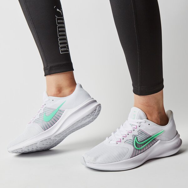 Buty do biegania damskie NIKE DOWNSHIFTER 11 cw3413-101 kolor biały