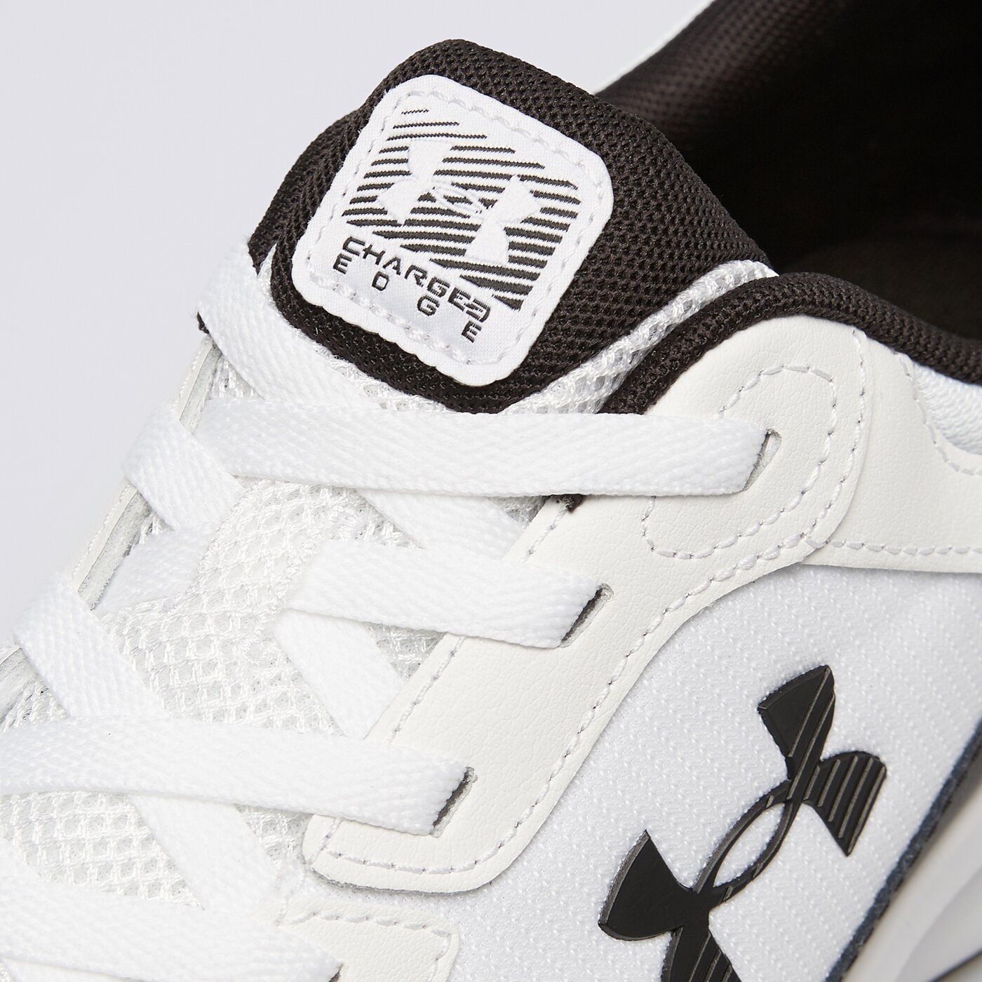 Buty treningowe męskie UNDER ARMOUR CHARGED EDGE 3026727100 kolor biały