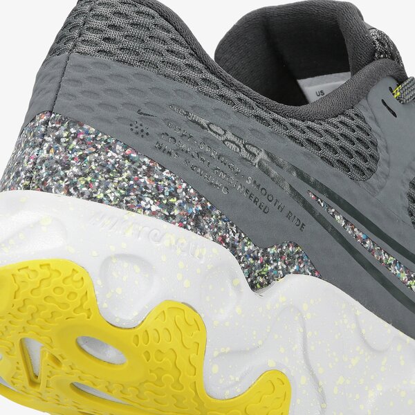 Buty do biegania męskie NIKE RENEW RIDE 2 PREM da2789-007 kolor szary