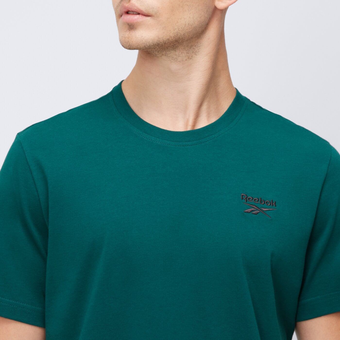 Koszulka męska REEBOK T-SHIRT IDENTITY SMALL LOGO TEE 100221309 kolor zielony