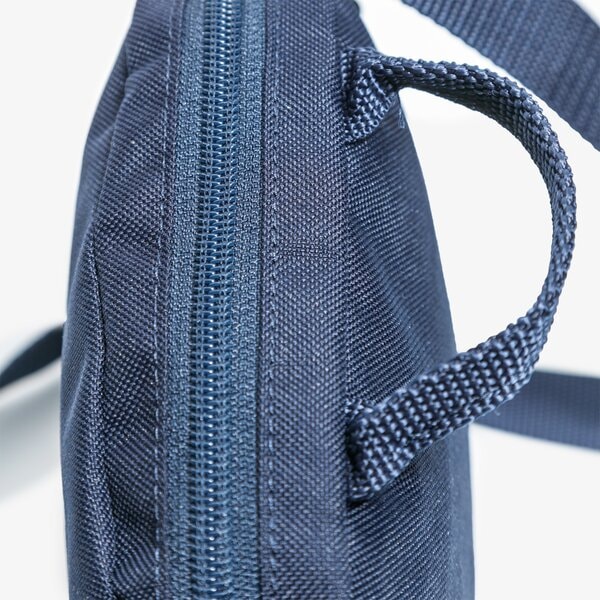 Torba sportowa damska PUMA TOREBKA PLUS PORTABLE II 7606115 kolor granatowy