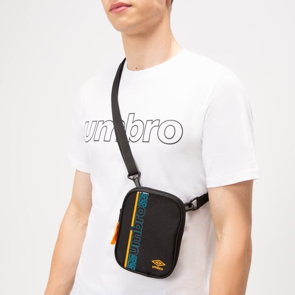 Torba sportowa damska UMBRO TOREBKA SPIRITO PI BAG 30921u-lmh kolor czarny