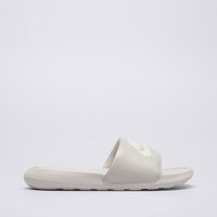 NIKE VICTORI ONE 