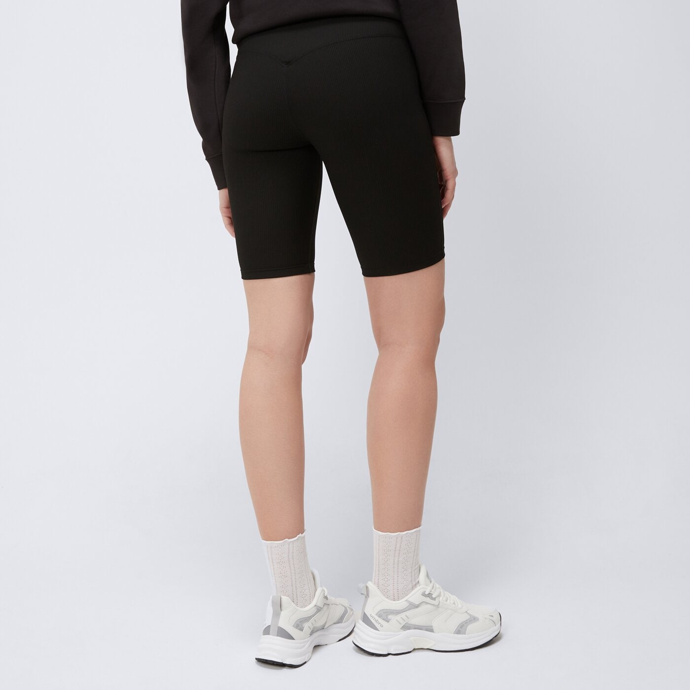 Spodenki damskie UMBRO SZORTY BIKE ul125szdf0101 kolor czarny