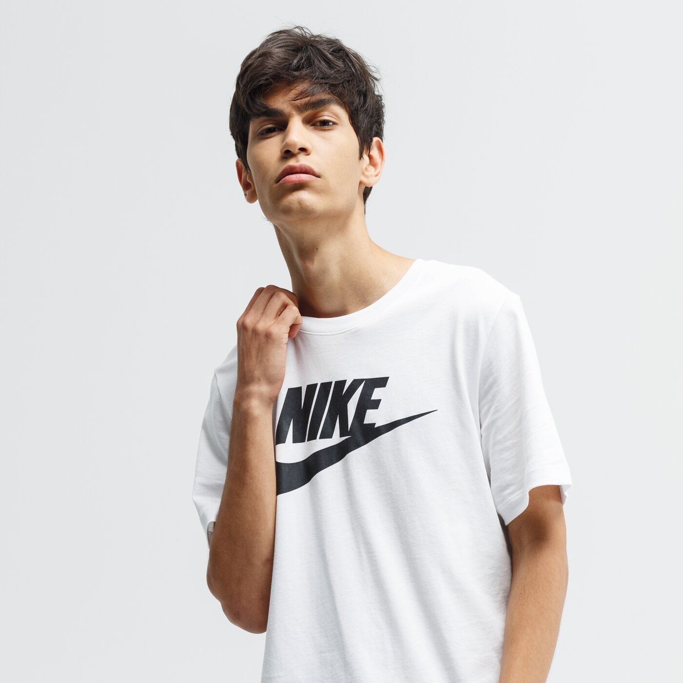 Koszulka męska NIKE T-SHIRT SPORTSWEAR ar5004-101 kolor biały