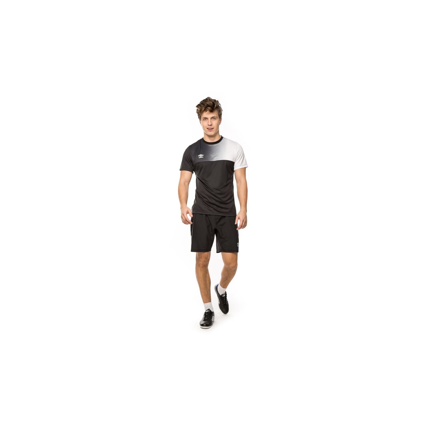 Spodenki męskie UMBRO SZORTY UX TRAINING WOVEN 64048u060 kolor czarny