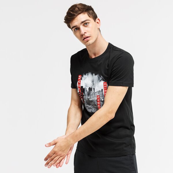 Koszulka męska UMBRO T-SHIRT MATTHEW ul39tsm29001 kolor czarny
