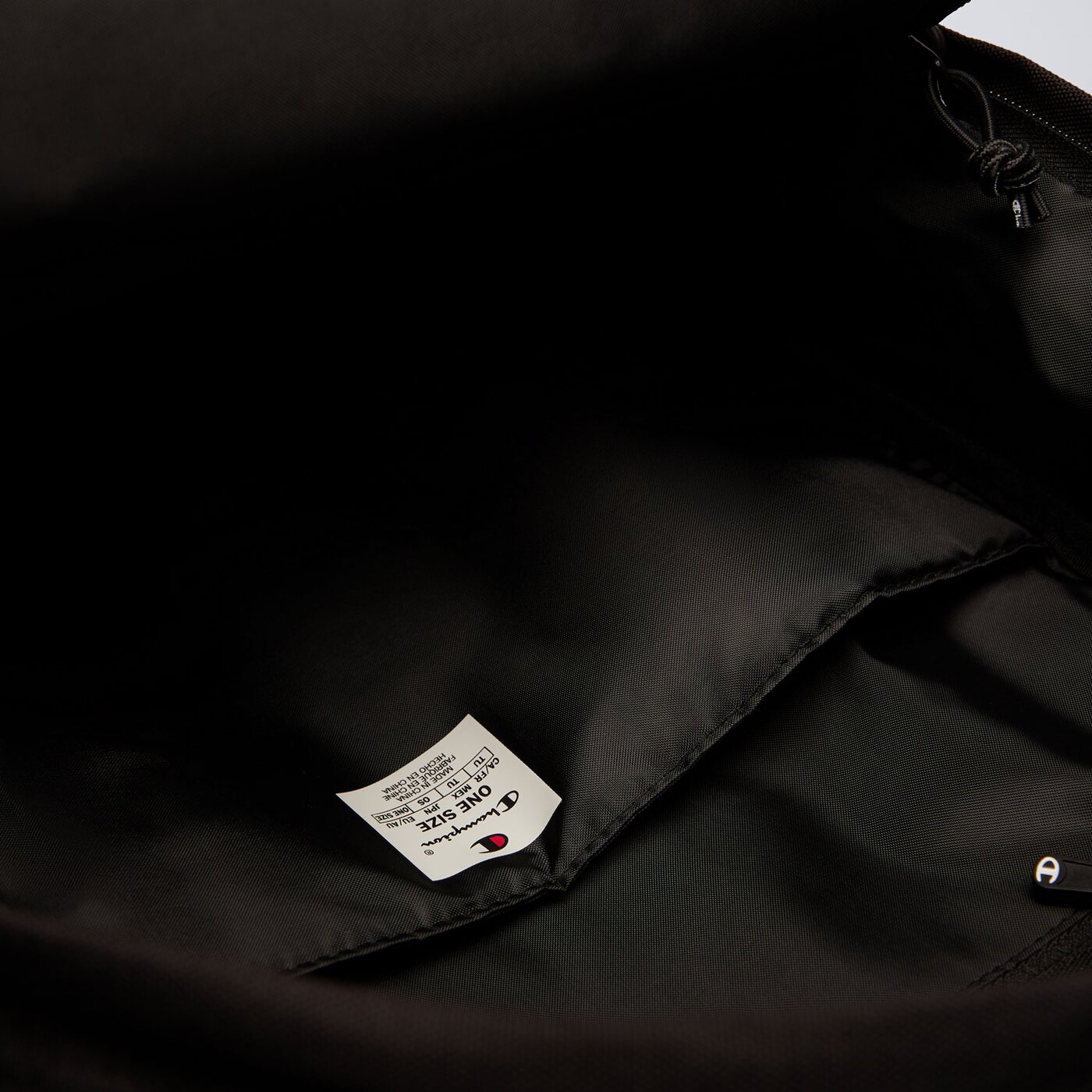 Plecak damski CHAMPION PLECAK 806019kk001 kolor czarny