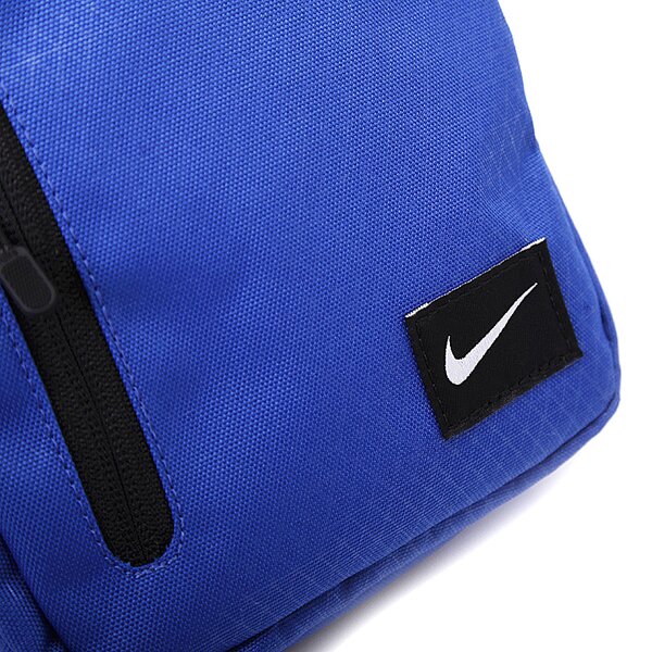 Torba sportowa damska NIKE TORBA NIKE CORE SMALL ITEMS II AD ba3124494 kolor niebieski