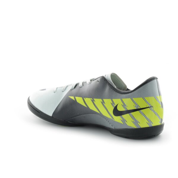 Buty piłkarskie dla dzieci NIKE JR MERCURIAL VICTORY II IC 441987403k kolor biały