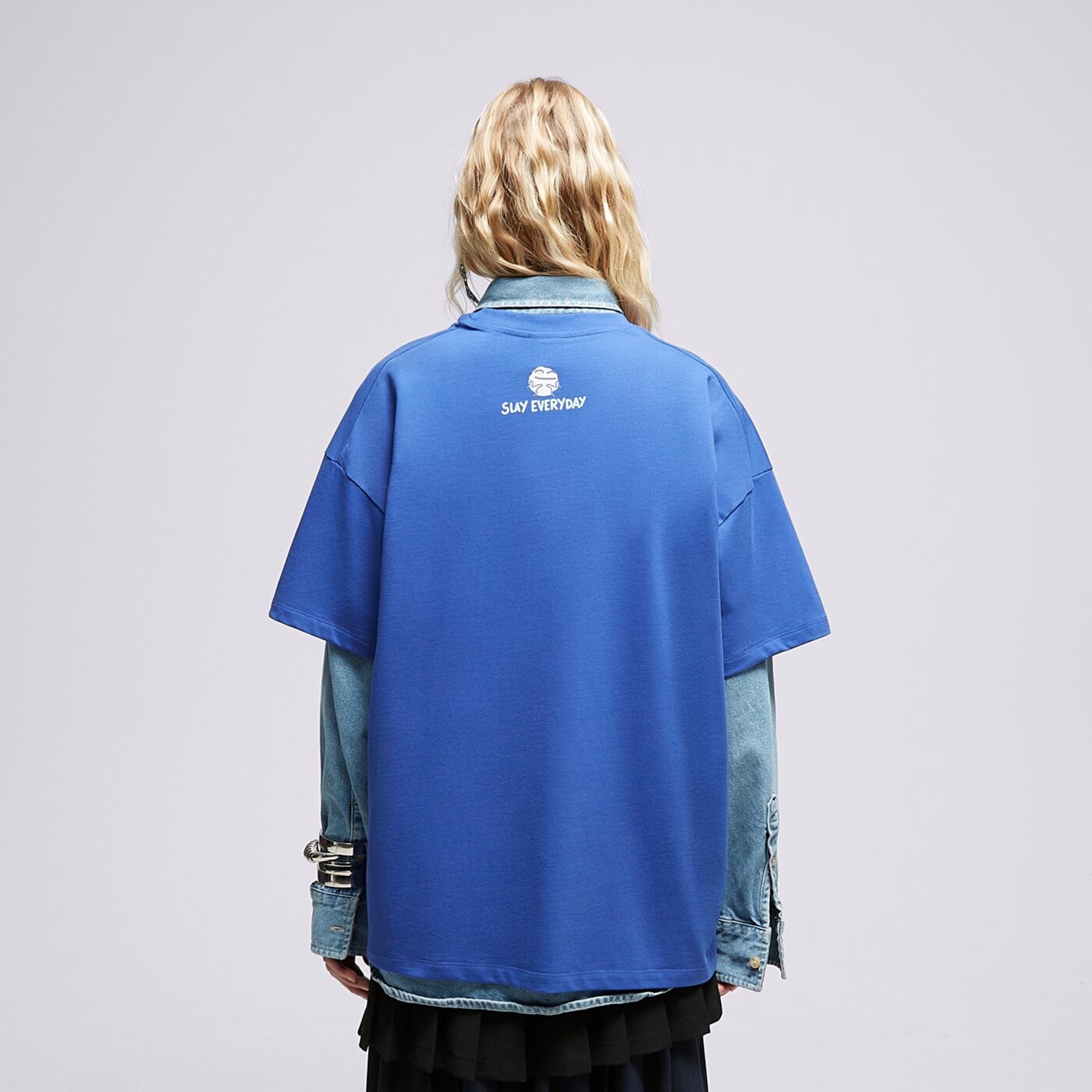 S.NOW JOB SIZEER T SHIRT "SLAY"-BLUE si323tsu55001 kolor niebieski