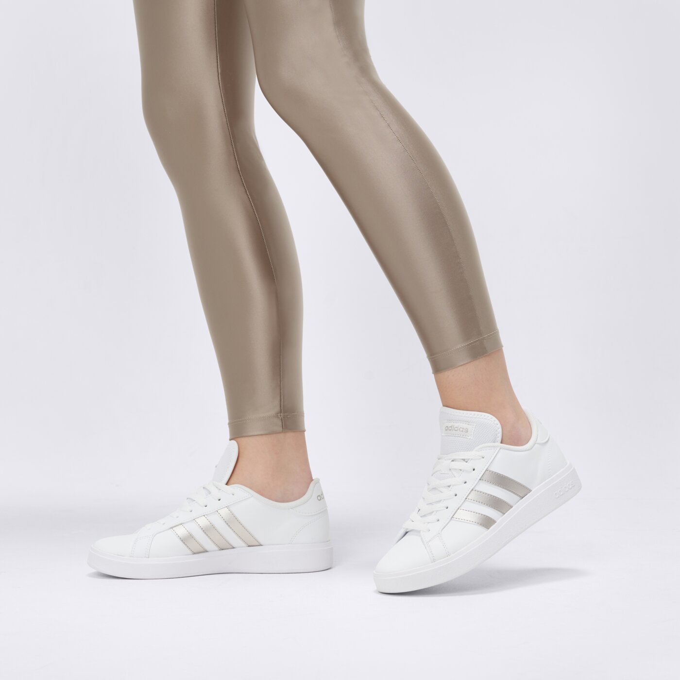 Buty sportowe damskie ADIDAS GRAND COURT BASE 2.0 gw9263 kolor biały