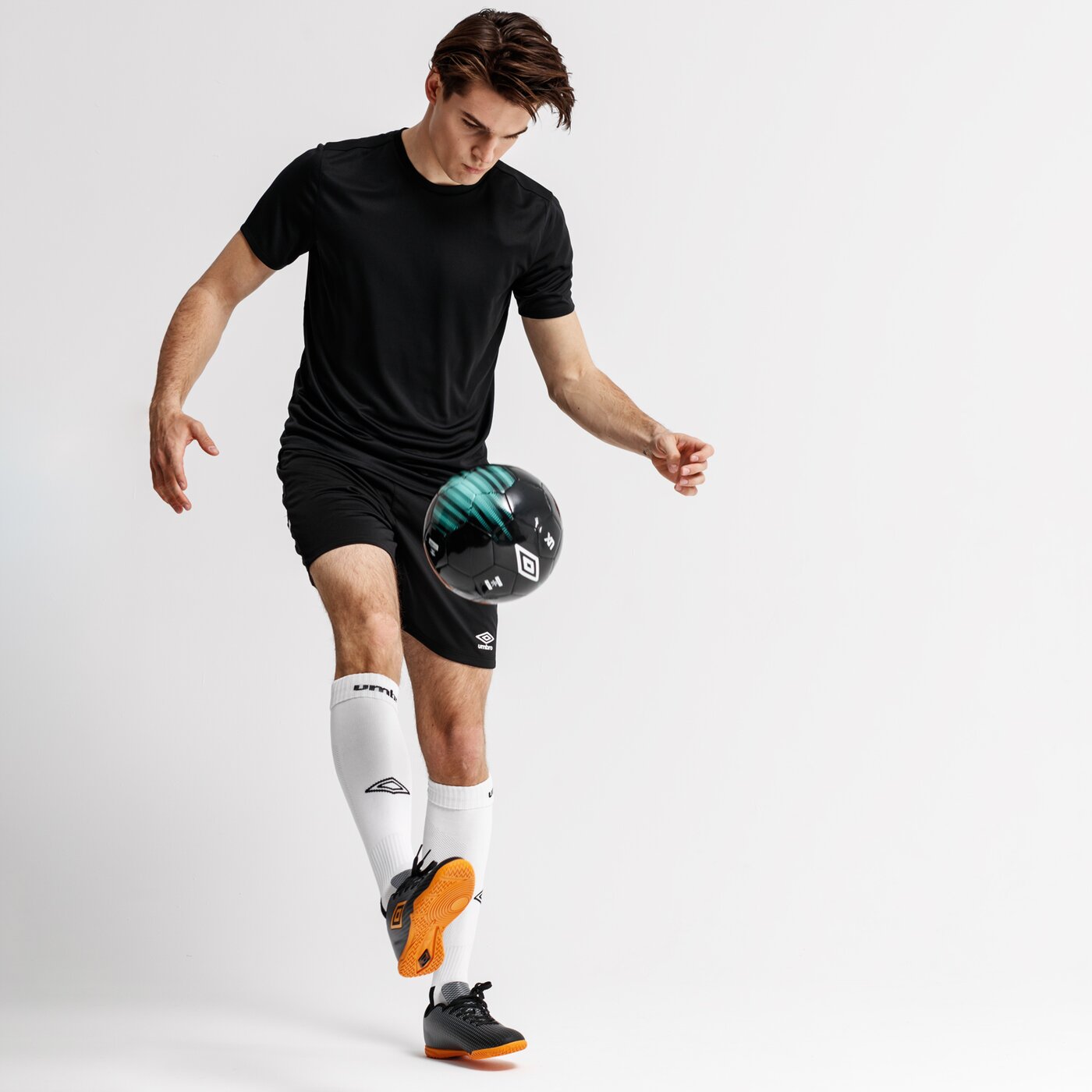 Koszulka męska UMBRO T-SHIRT SS SILO TRAINING POLY 65320u-grk kolor czarny