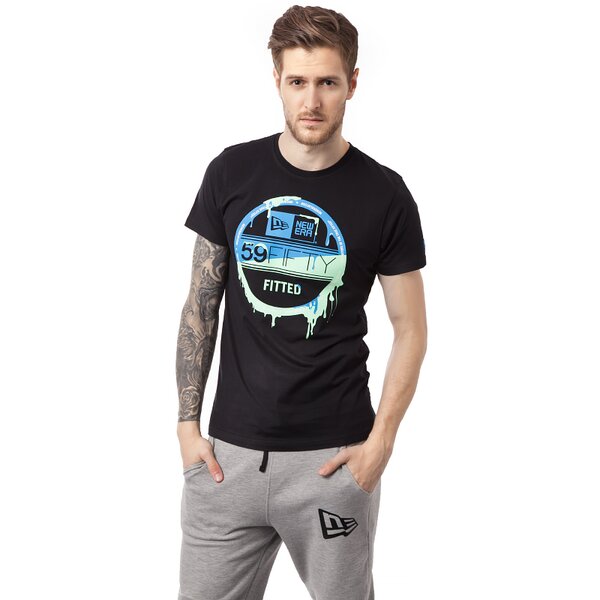 Koszulka męska NEW ERA T-SHIRT VISOR STICKY 11136456 kolor czarny