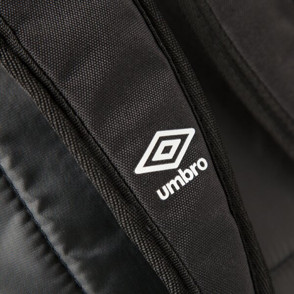 Plecak męski UMBRO PLECAK STADIA BAGS 30523udph kolor czarny