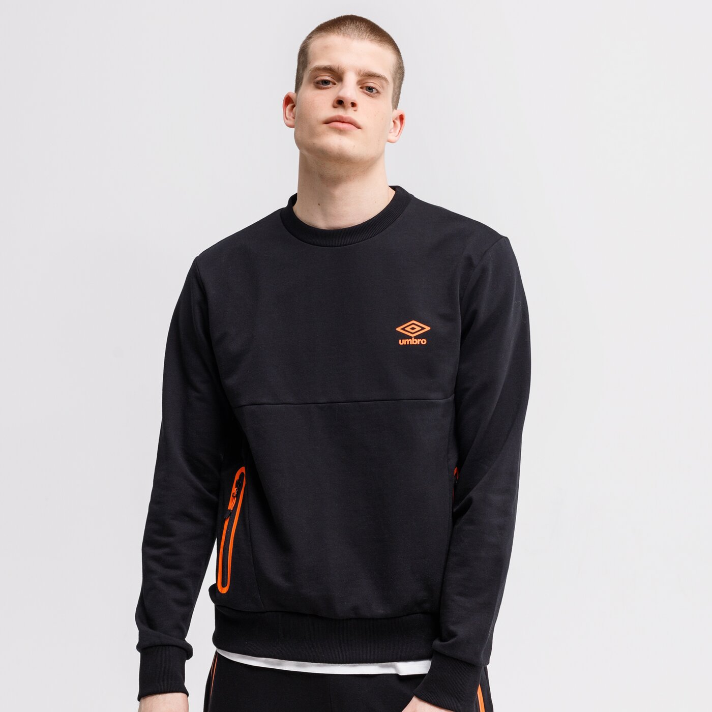 Bluza męska UMBRO BLUZA CRISTY ul121blm38001 kolor czarny