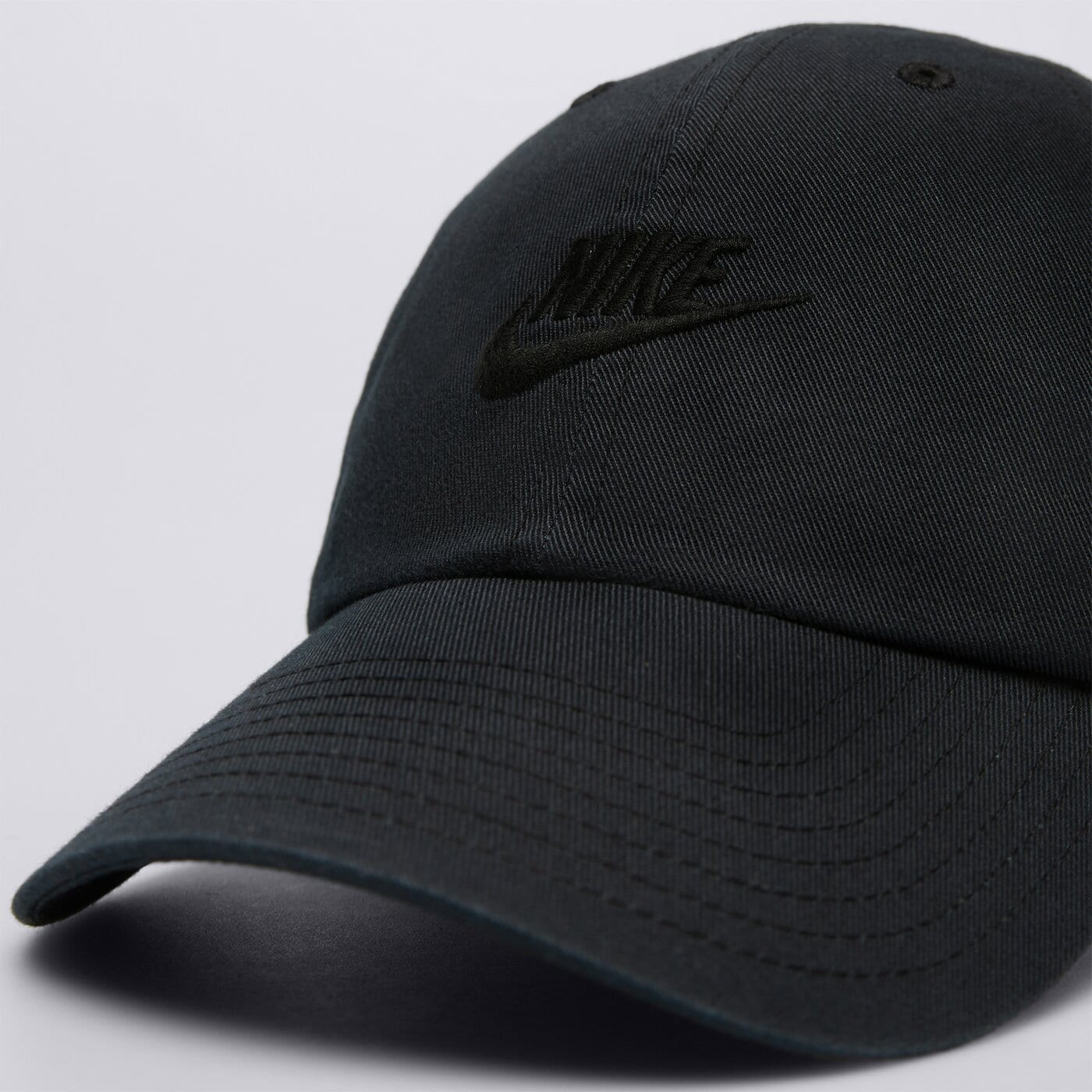 Czapka z daszkiem damska NIKE CZAPKA U NK CLUB U CB FUT WSH L fb5368-010 kolor czarny