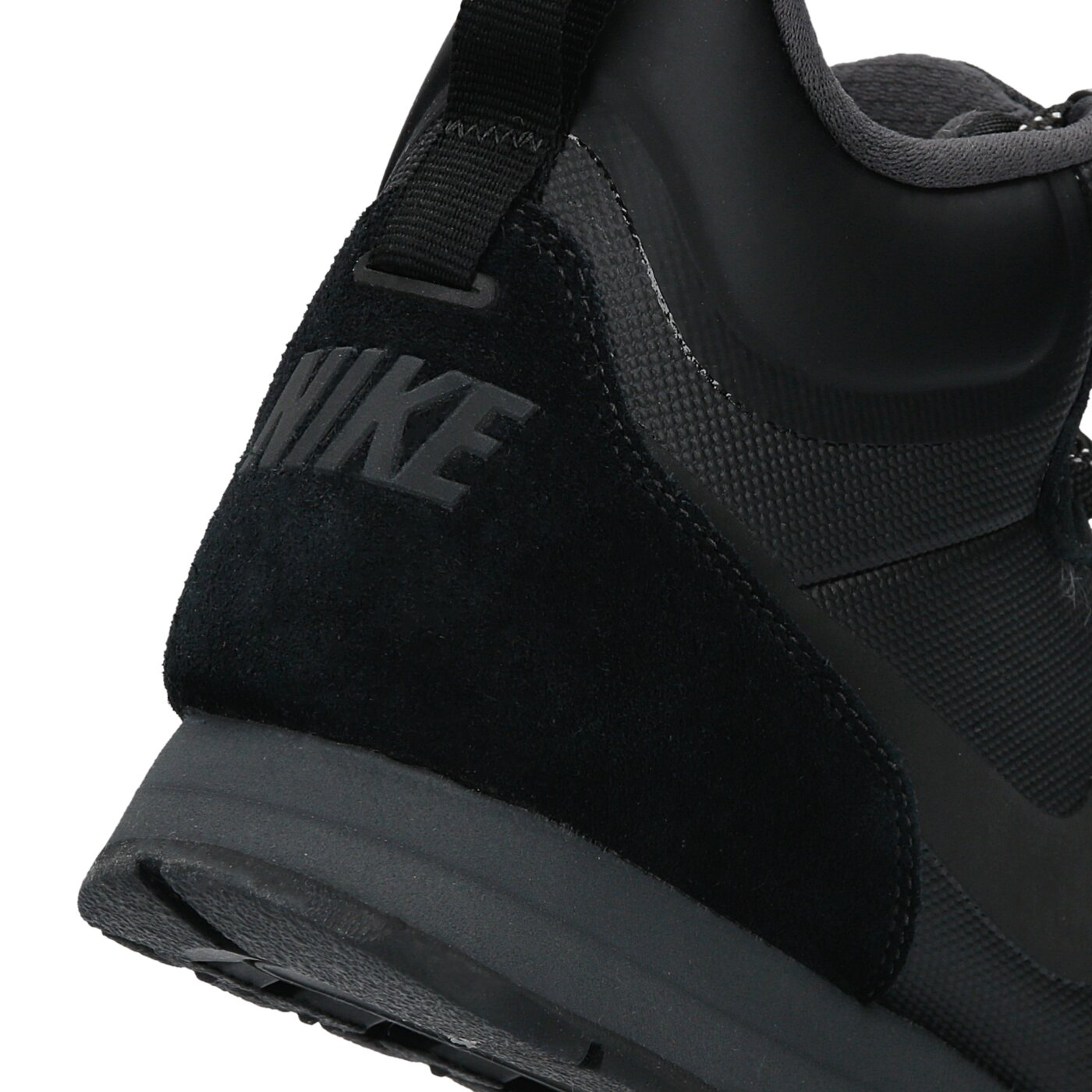 nike md runner 2 mid