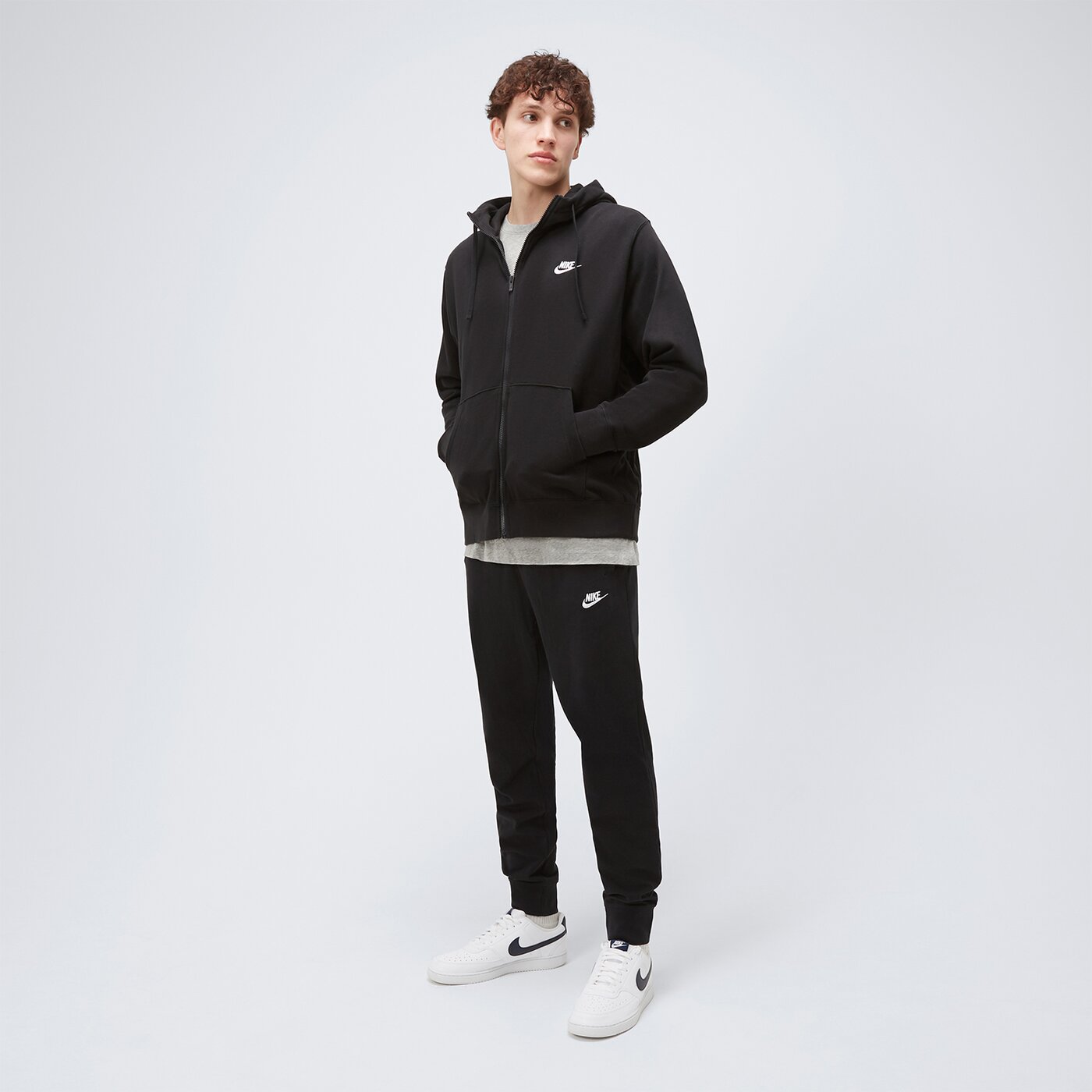 Koszulka męska NIKE T-SHIRT SPORTSWEAR CLUB ar4997-064 kolor szary