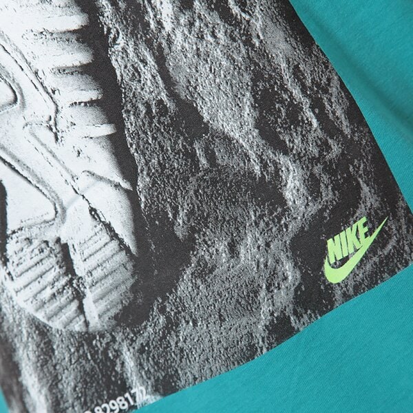 Koszulka męska NIKE T-SHIRT TEE-MOON WALKIN 619529388 kolor niebieski