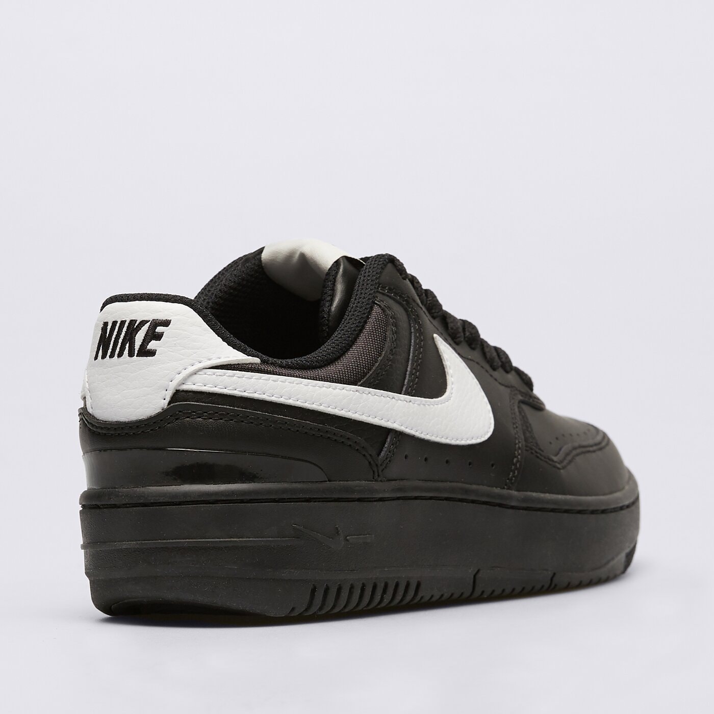 Buty sportowe damskie NIKE GAMMA FORCE fq6476-010 kolor czarny