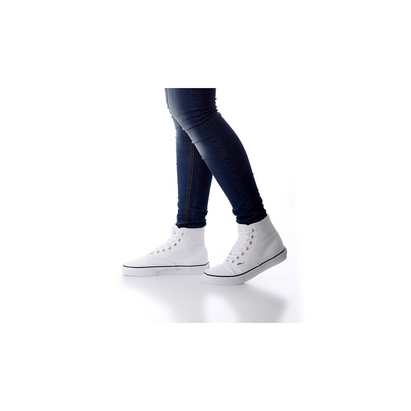 Buty sportowe damskie VANS AUTHENTIC HI  vrqfw00w kolor biały