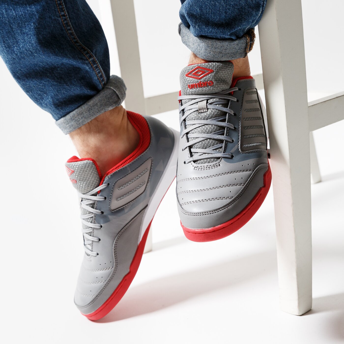 Buty piłkarskie męskie UMBRO CHALEIRA LIGA 81347ugz8 kolor szary