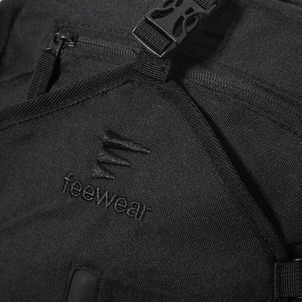 Plecak damski FEEWEAR PLECAK 30L BLACK fw14bug15a kolor czarny
