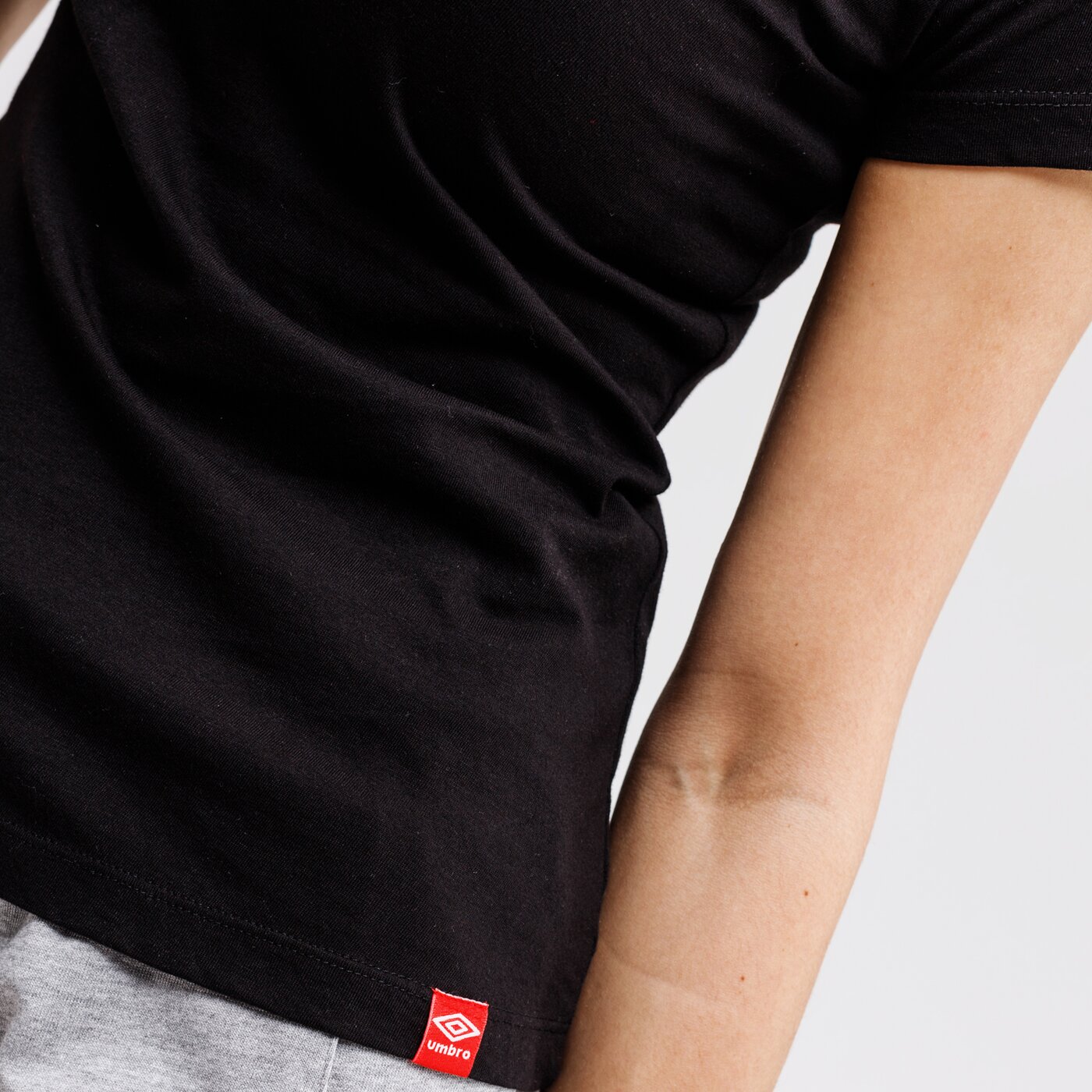 Koszulka damska UMBRO T-SHIRT MOIKO ul320tsd05001 kolor czarny