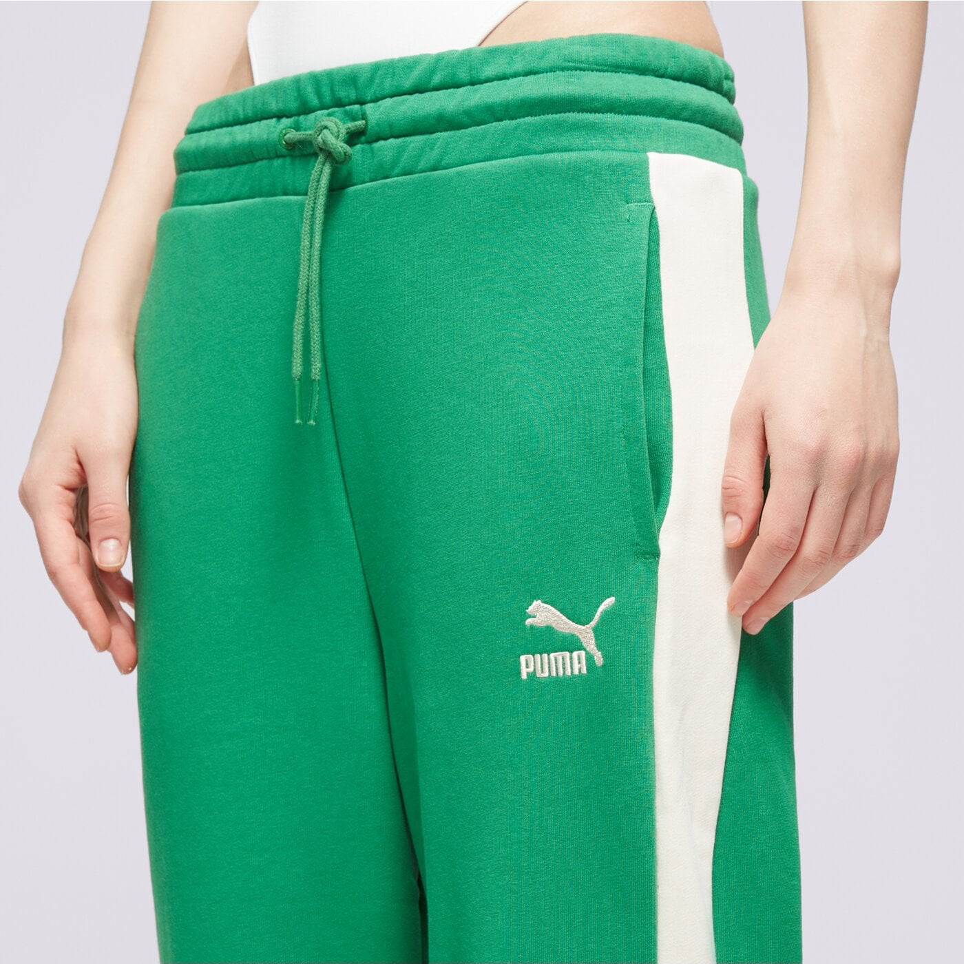 Spodnie dresowe damskie PUMA SPODNIE ICONIC T7 STRAIGHT LEG TRACK 62541186 kolor zielony