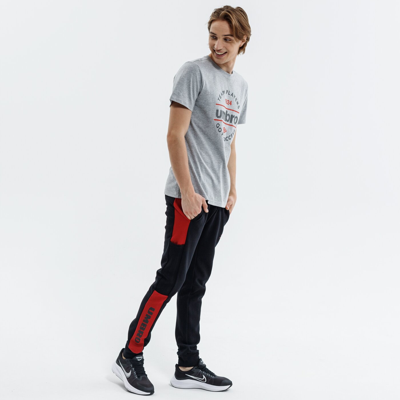 Spodnie dresowe męskie UMBRO SPODNIE UTILITY CLR BLOCK 66002u-kmg kolor czarny