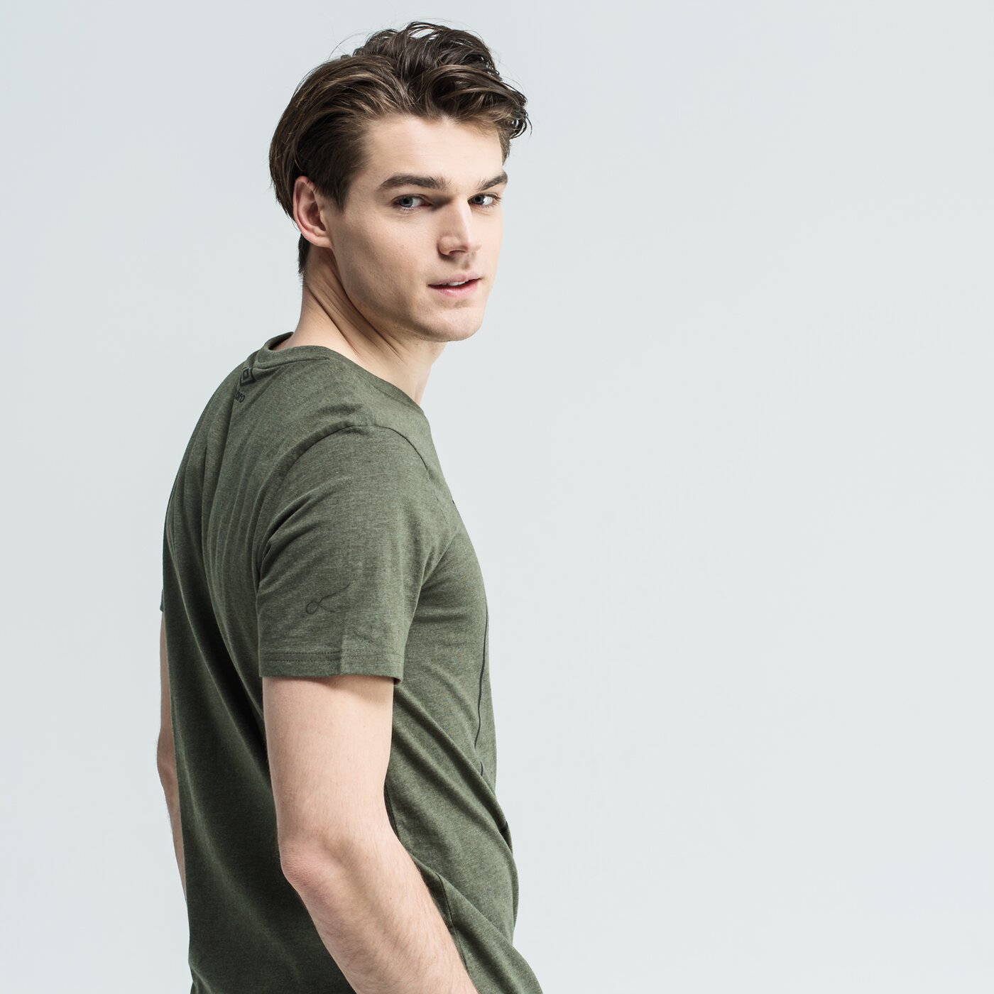 Koszulka męska UMBRO T-SHIRT SS UMTERO ul19tsm36002 kolor khaki