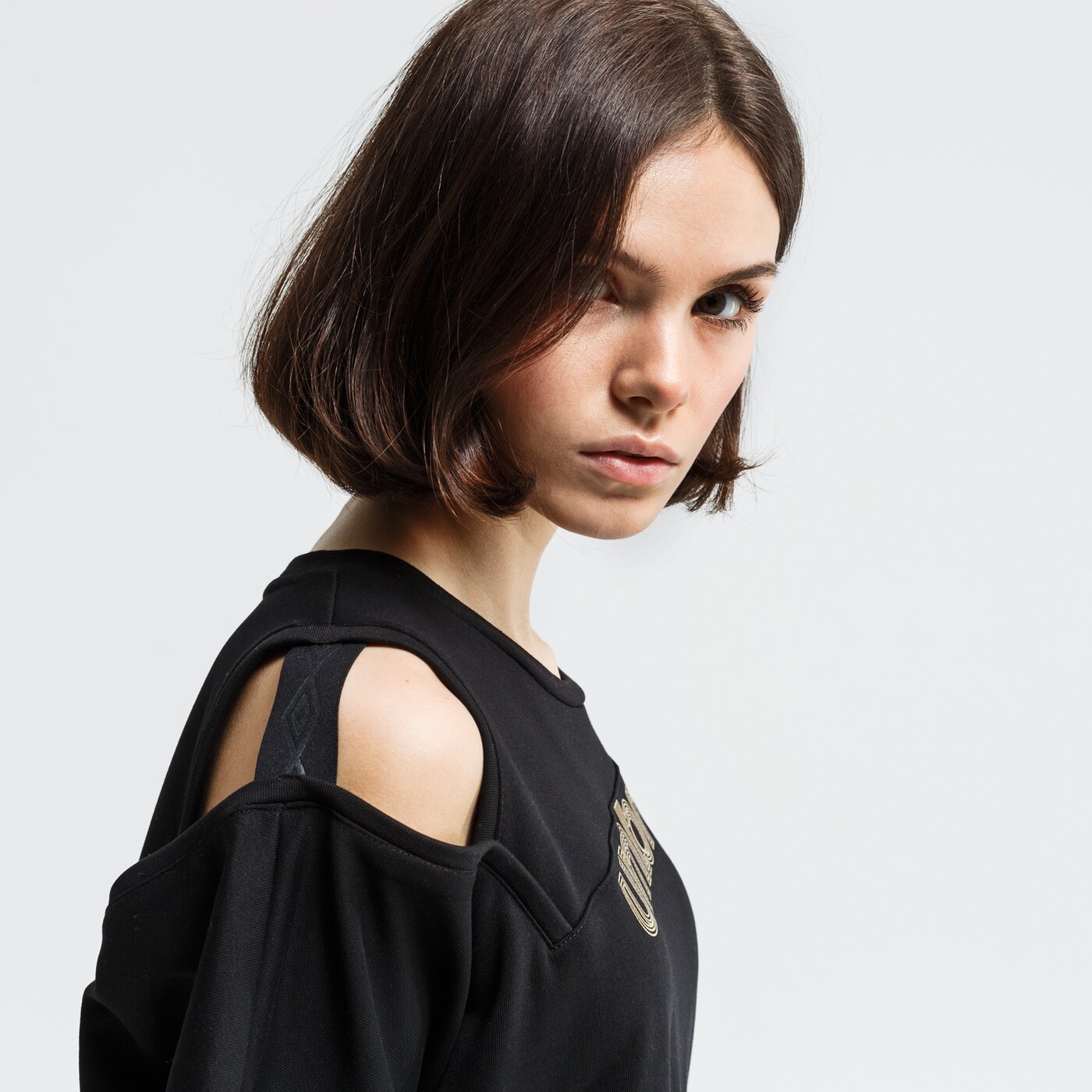 Bluza damska UMBRO BLUZA MOSHI ul120bld15001 kolor czarny