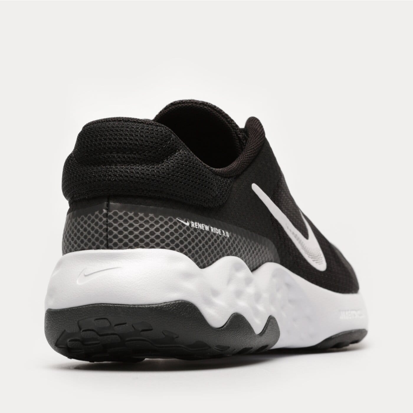 Buty do biegania męskie NIKE RENEW RIDE 3 dc8185-001 kolor czarny