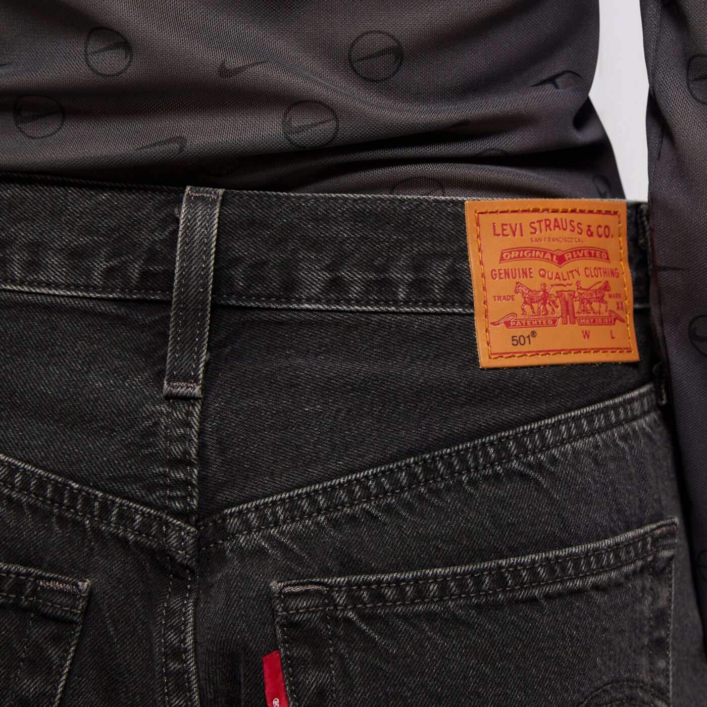 Spodenki damskie LEVI'S SZORTY 501 MID THIGH 85833-0016 kolor czarny