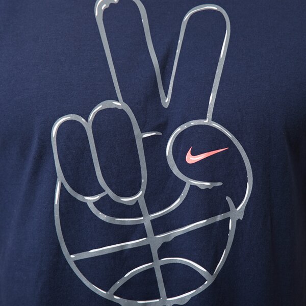 Koszulka męska NIKE T-SHIRT PEACE BALL TEE 618960410 kolor granatowy