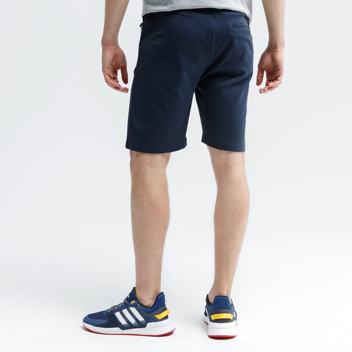 Spodenki męskie UMBRO SZORTY VISBY ul120szm17001 kolor granatowy