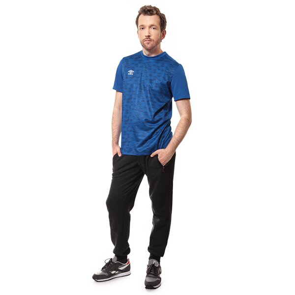 Koszulka męska UMBRO T-SHIRT TRAINING GRAPHIC POLY TEE 62572u030 kolor granatowy