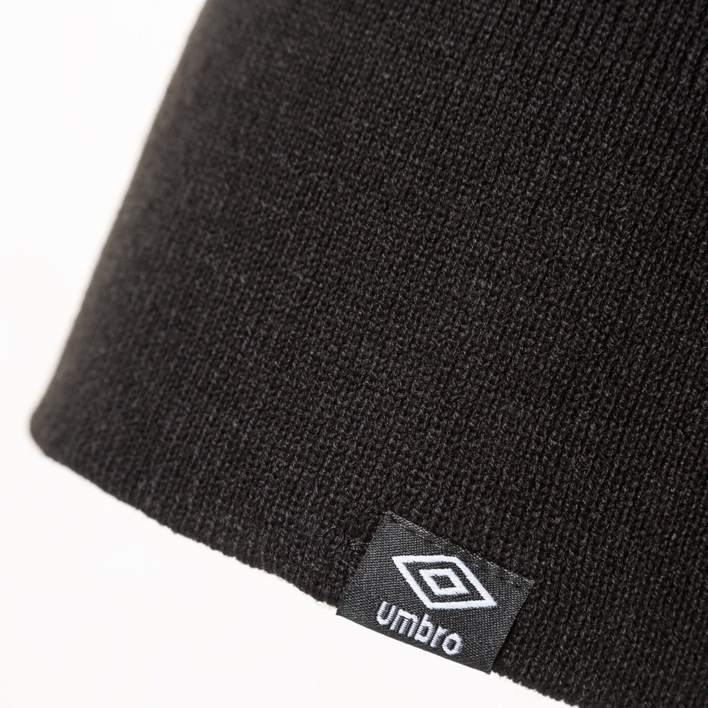 Czapka zimowa damska UMBRO CZAPKA UMBRO BUXTON ul321hat01002 kolor czarny