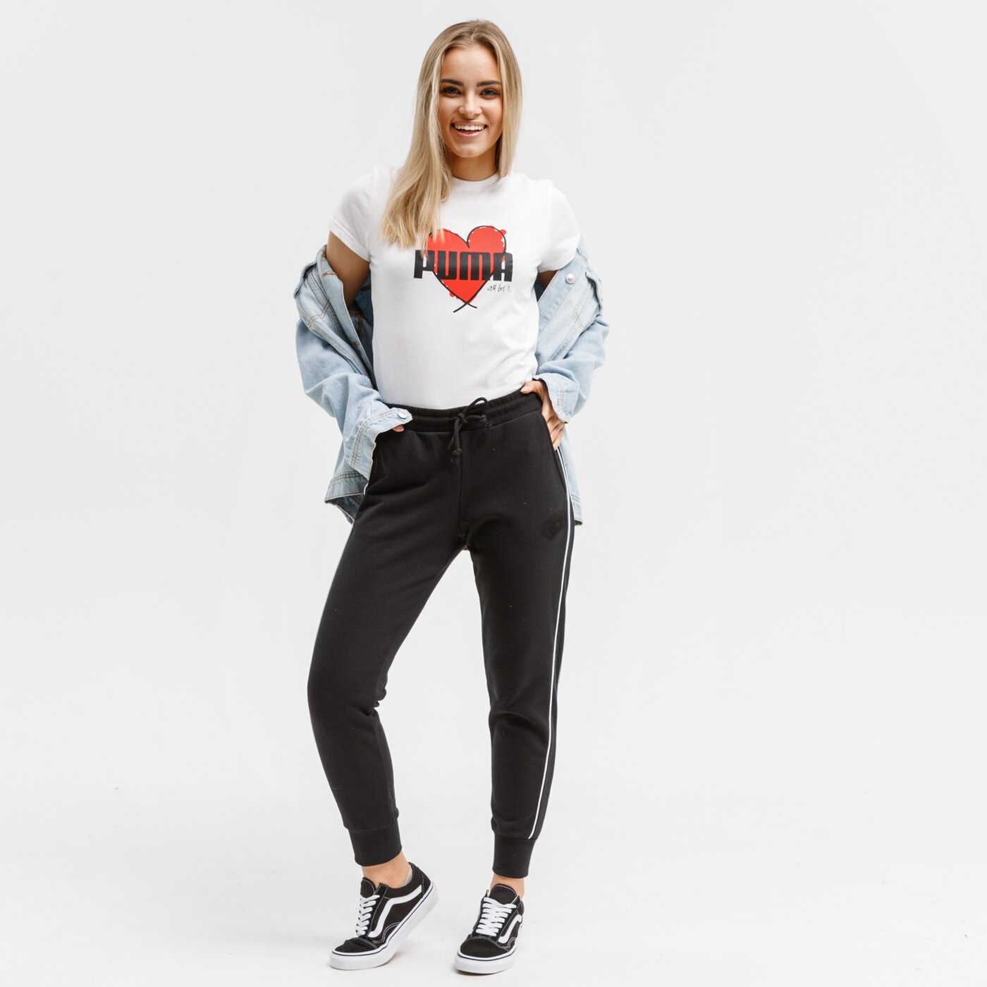 Koszulka damska PUMA T-SHIRT HEART TEE 58789702 kolor biały