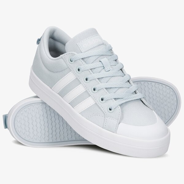 Buty sportowe damskie ADIDAS BRAVADA fy8805 kolor niebieski