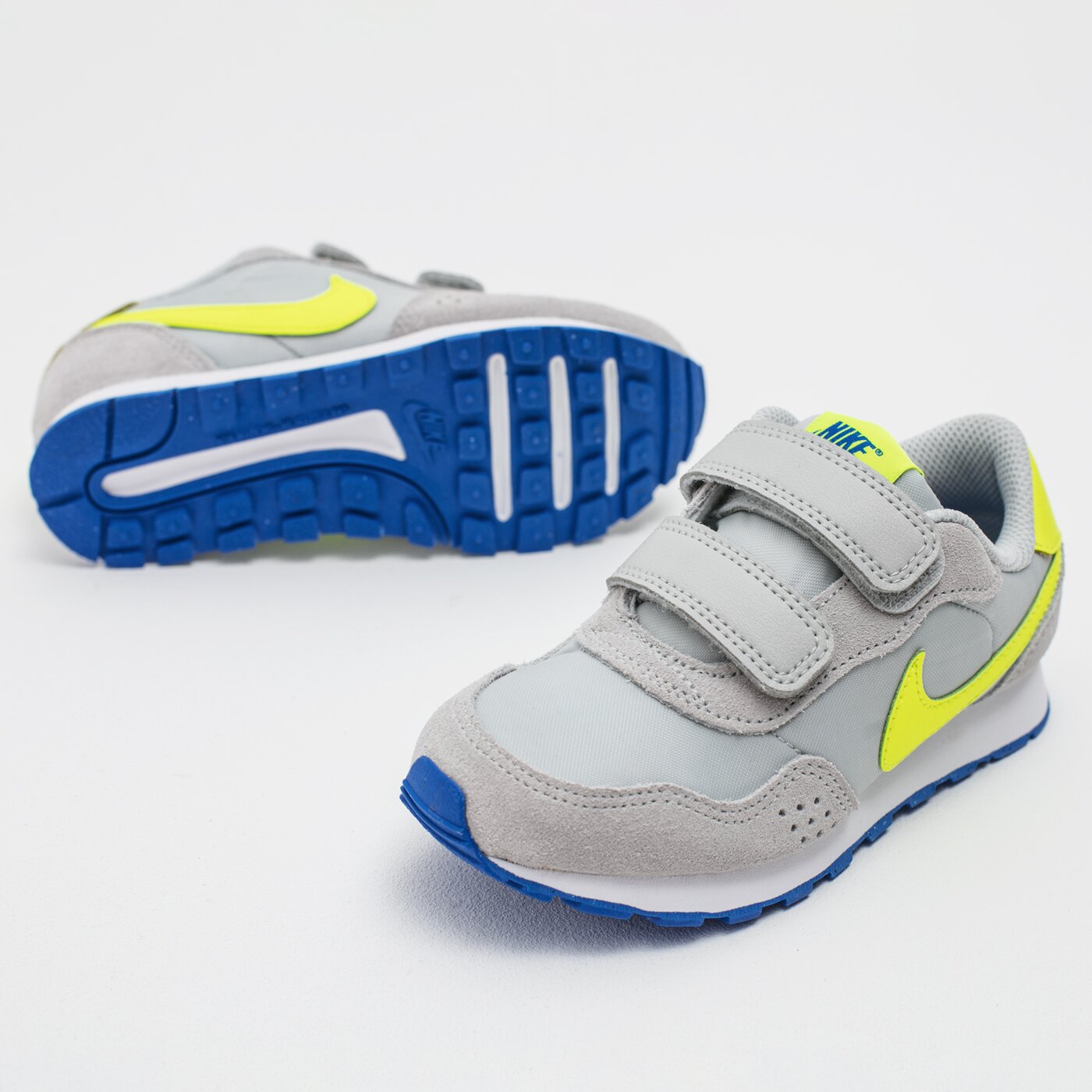 Buty dziecięce NIKE MD VALIANT cn8559-015 kolor szary